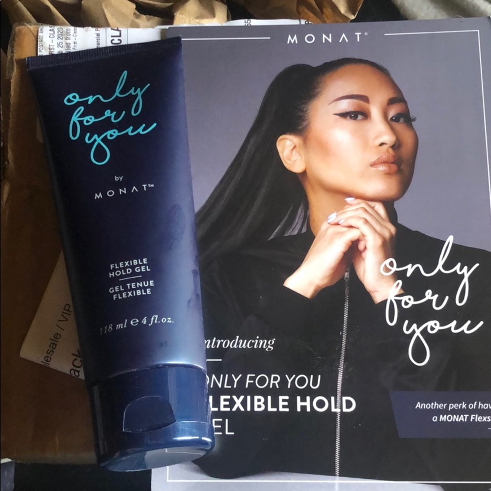 Flexible hold gel
